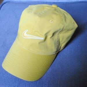 Unisex Yellow Nike Baseball Hat